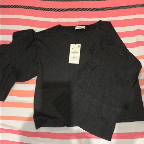 Ruffle sleeve sweater - Picture 4 of 4